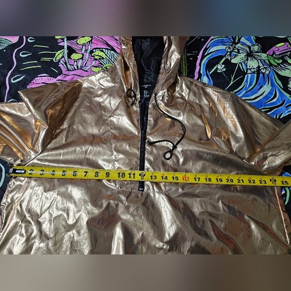 Forever 21, gold metallic windbreaker jacket Size XL - Picture 9 of 15